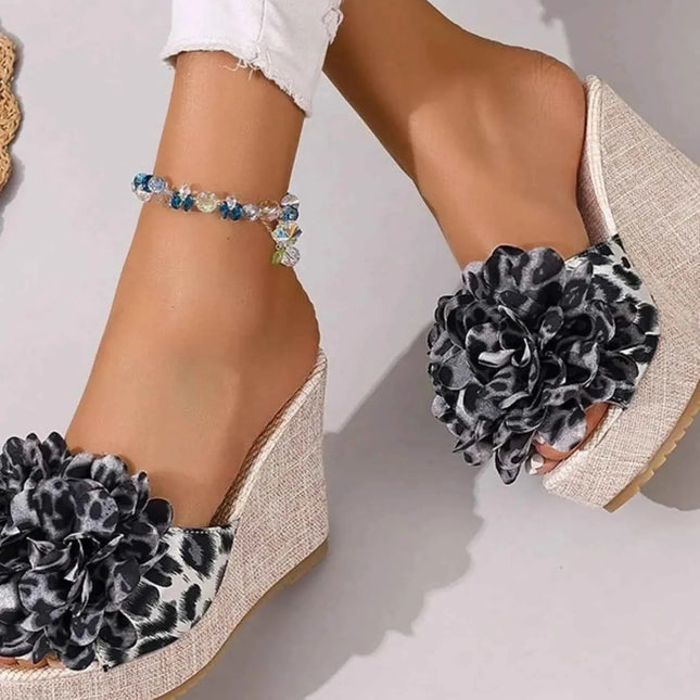 Stylish Open Toe Platform : Wedge Sandals Black